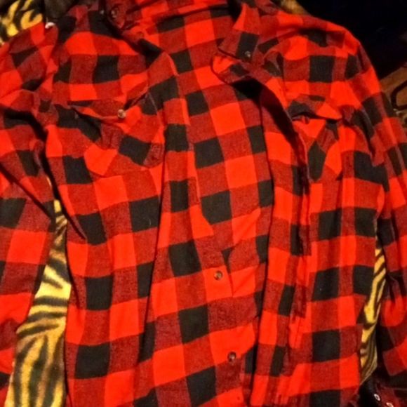 Montage Nasty Red plaid button down Flannel - Picture 1 of 4